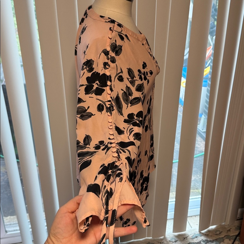 Zac & Rachel Pink and Black Floral Blouse size XL in excellent condition
136/3t - Picture 7 of 16